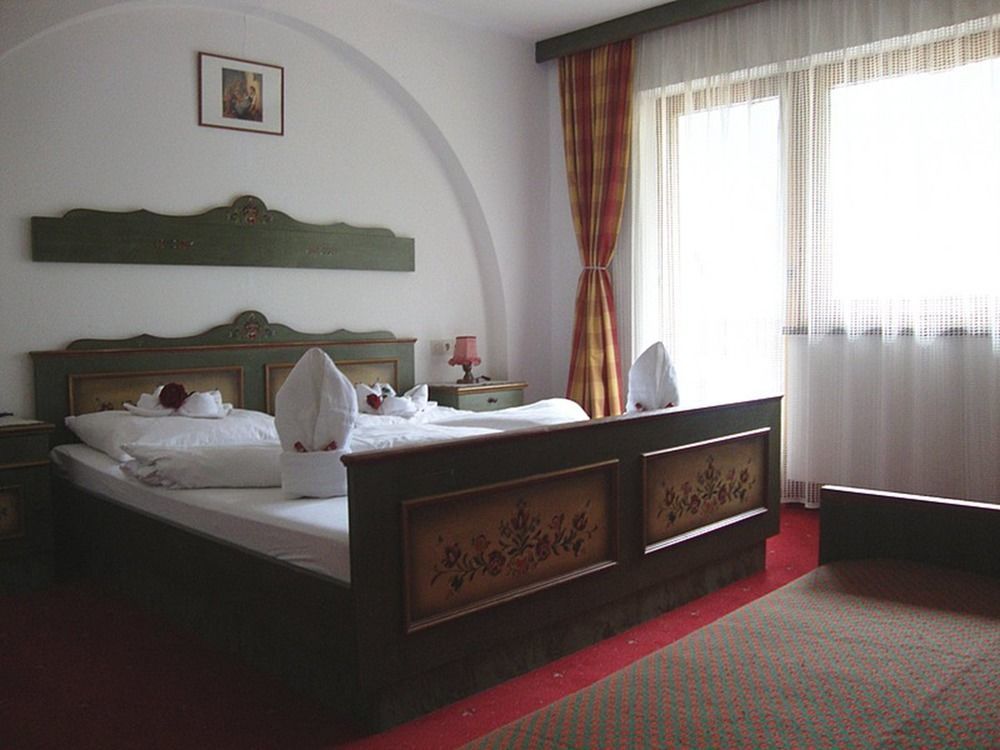 Hotel Gasthof Brucke ไมย์อาโฮเฟิน ภายนอก รูปภาพ