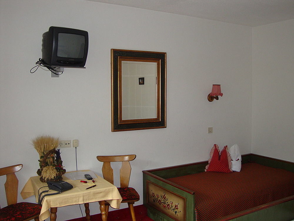 Hotel Gasthof Bruecke ไมย์อาโฮเฟิน ภายนอก รูปภาพ